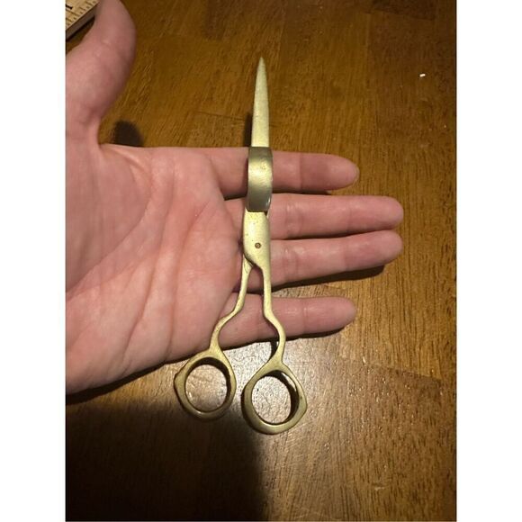 Vintage Antique Brass Candle Wick Snuffer Scissors 3 Footed - Picture 6 of 7